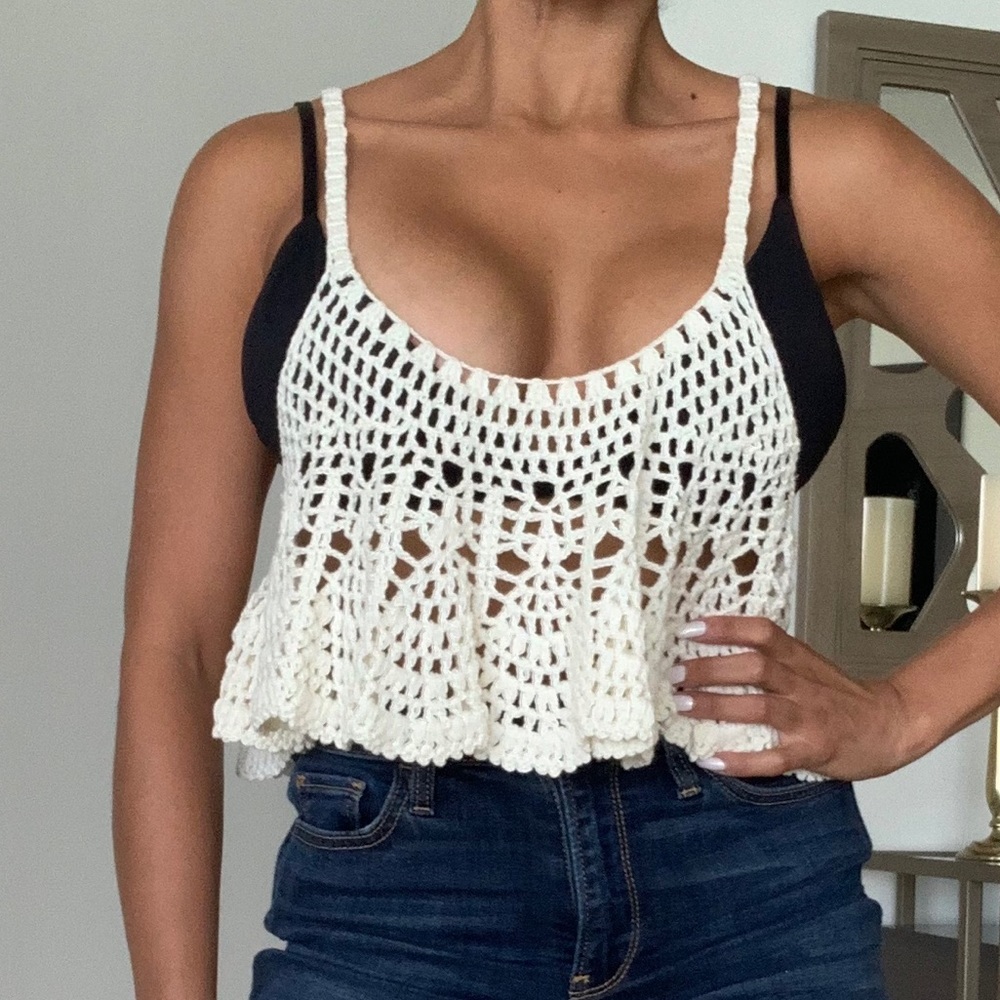 🔅 Free people crochet crop top 🔅